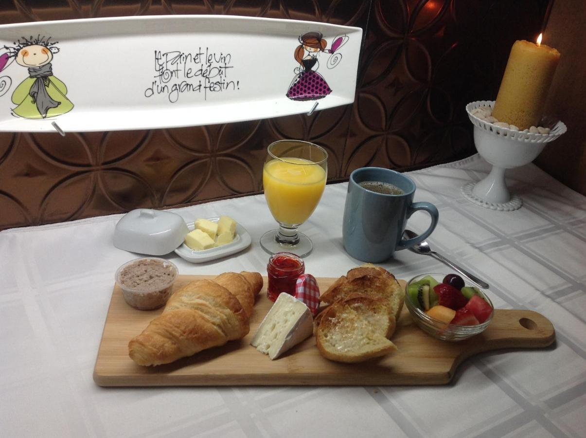 Les Saisons Du Fleuve Bed & Breakfast Lotbiniere Ngoại thất bức ảnh