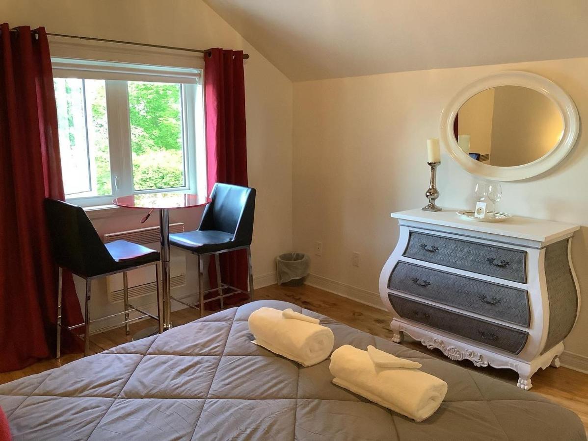 Les Saisons Du Fleuve Bed & Breakfast Lotbiniere Ngoại thất bức ảnh
