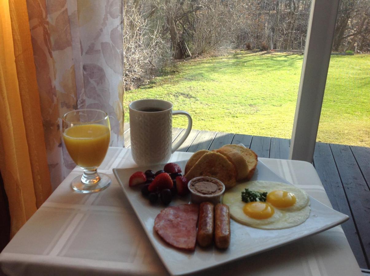 Les Saisons Du Fleuve Bed & Breakfast Lotbiniere Ngoại thất bức ảnh